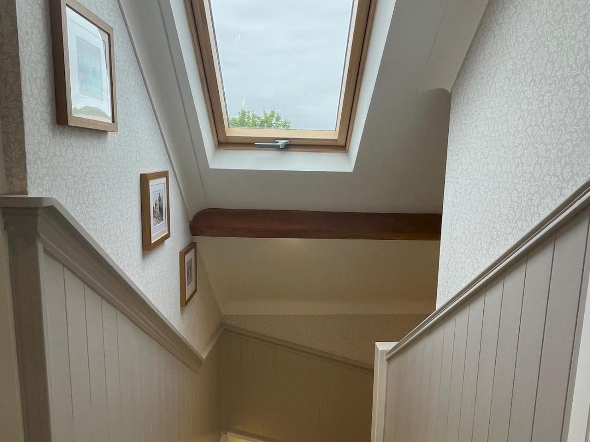 Pass The Keys Beautifully Presented 3Br Luxury Apartment Kirkcudbright Esterno foto